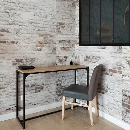 公寓 Angouleme, Cosy T2 Centre , Tv , Wifi , 4 Pers , Moderne , Parking