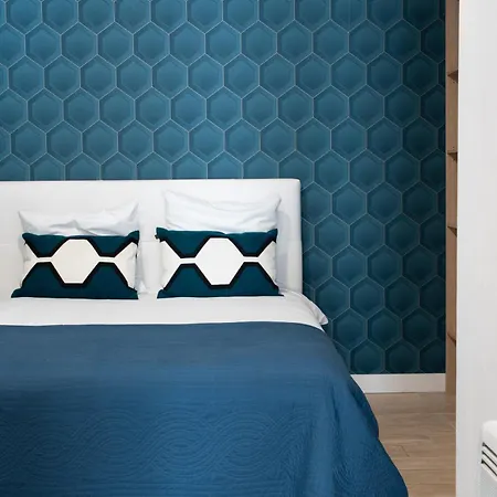 Angouleme, Cosy T2 Centre , Tv , Wifi , 4 Pers , Moderne , Parking *